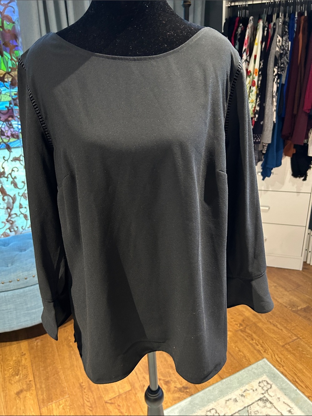 Talbots Black Scoop Neck Long Sleeve Tunic